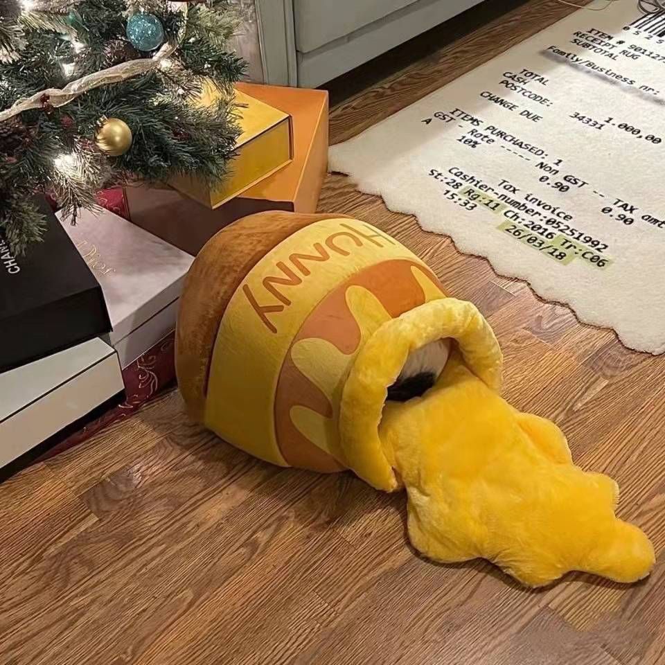 Adorable Honey Pot Cat Bed