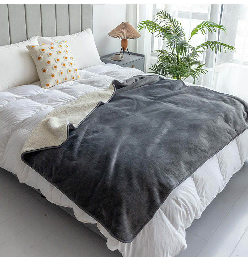 Waterproof Pet Blanket |3-Layer Warmth & Spill-Proof Protection